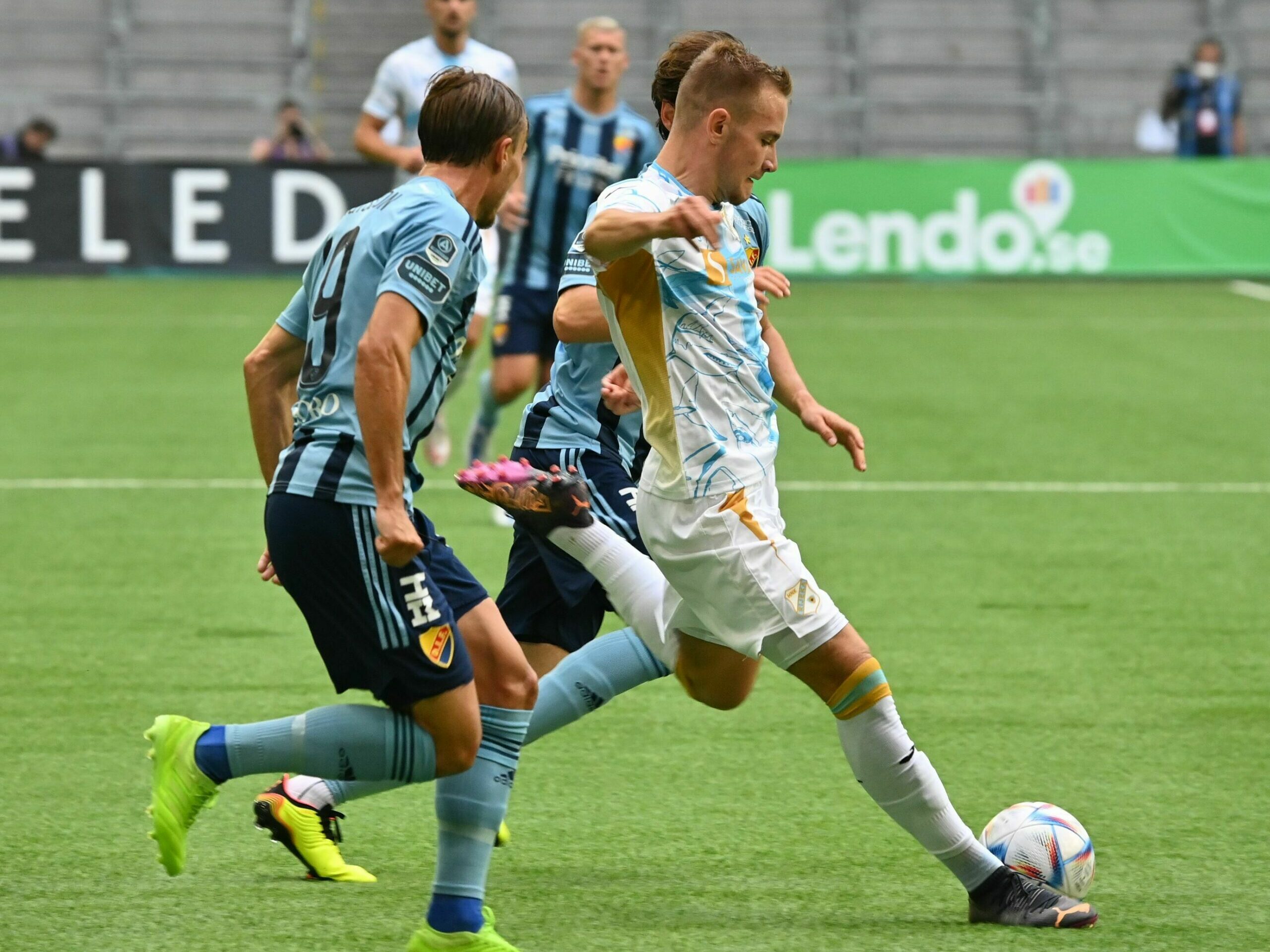 Matija Frigan tijekom ogleda s Djurgardenom u Stockholmu/Foto HNK Rijeka