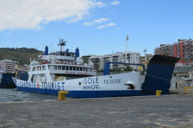 Foto Caronte & Tourist Isole Minori