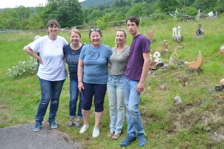 Sudionice ovogodišnjeg saziva - Saša Marinović Kunić, Renata Trifunović, Vesna Osojnički, Laura Rainbow i njezin sin Viktor / Foto Marinko KRMPOTIĆ