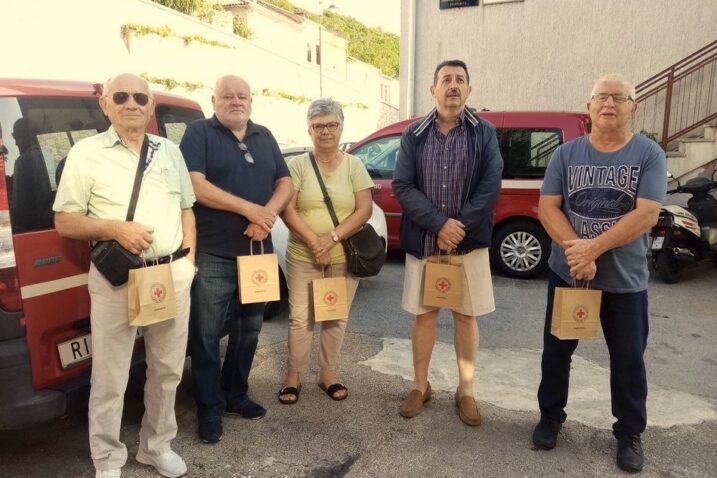 Foto Crveni križ Crikvenica