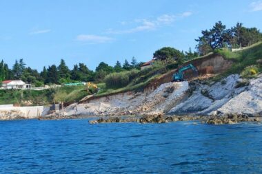 Plaža i Gradilište Alberi / Foto Glas Istre