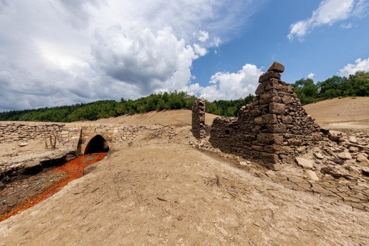 Isušeno Lokvarsko jezero / Foto Nel Pavletic/PIXSELL