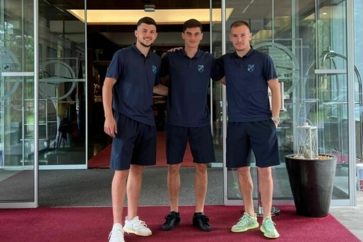 Rijekini mladi reprezentativci Niko Galešić, Veldin Hodža i Matija Frigan/Foto HNK Rijeka