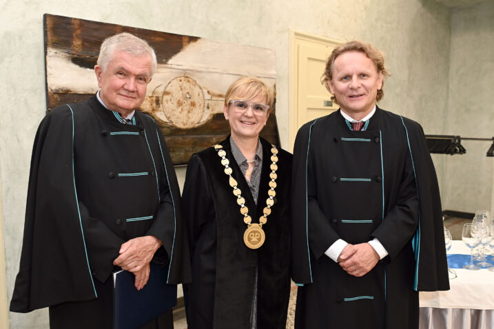 Stipan Jonjić, Snježana Prijić Samaržija i Ivan Đikić / Foto: V. KARUZA