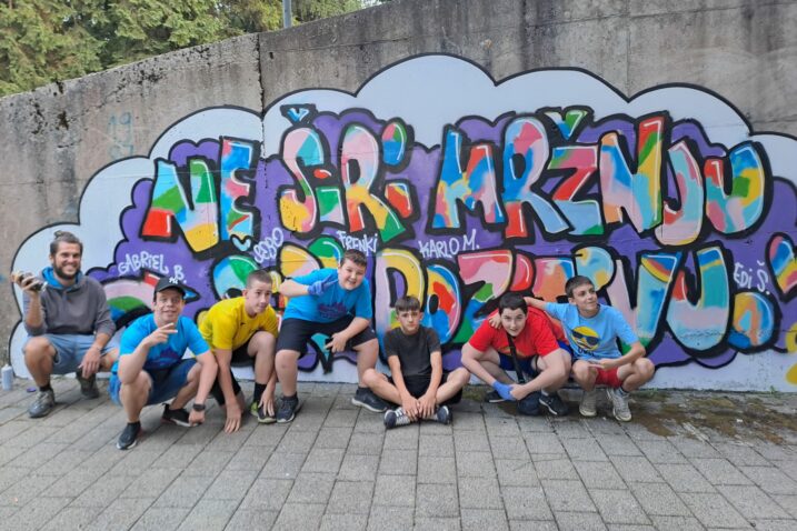 Super mural