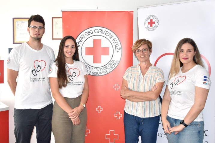 Volonteri Crvenog križa - Dalibor Panić, Andreja Dodić, Branka Markač i Ana Topić / Foto ANGELA MAKSIMOVIĆ