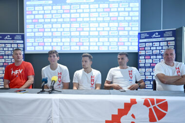 Josip Vranković, Roko Prkačin, Goran Filipović, Josip Sesar i Jasmin Repeša/Foto V. KARUZA