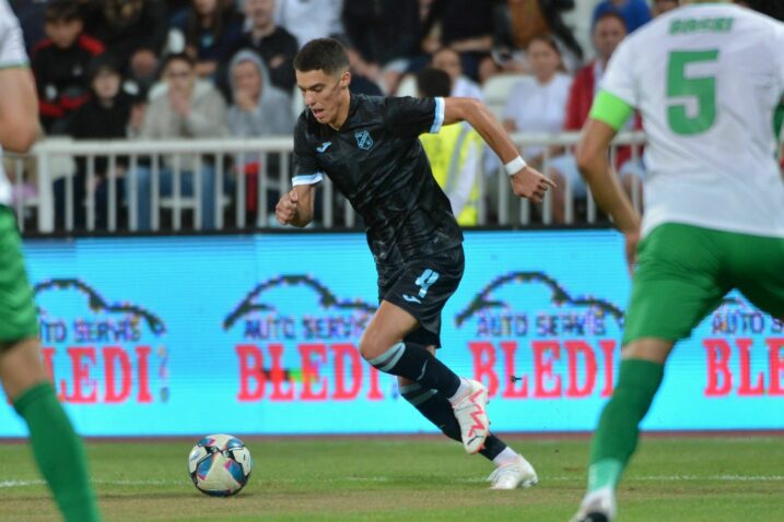 ZALET I UDARAC - Niko Janković postigao je maestralan pogodak/Foto V. MAVROVIĆ/HNK RIJEKA