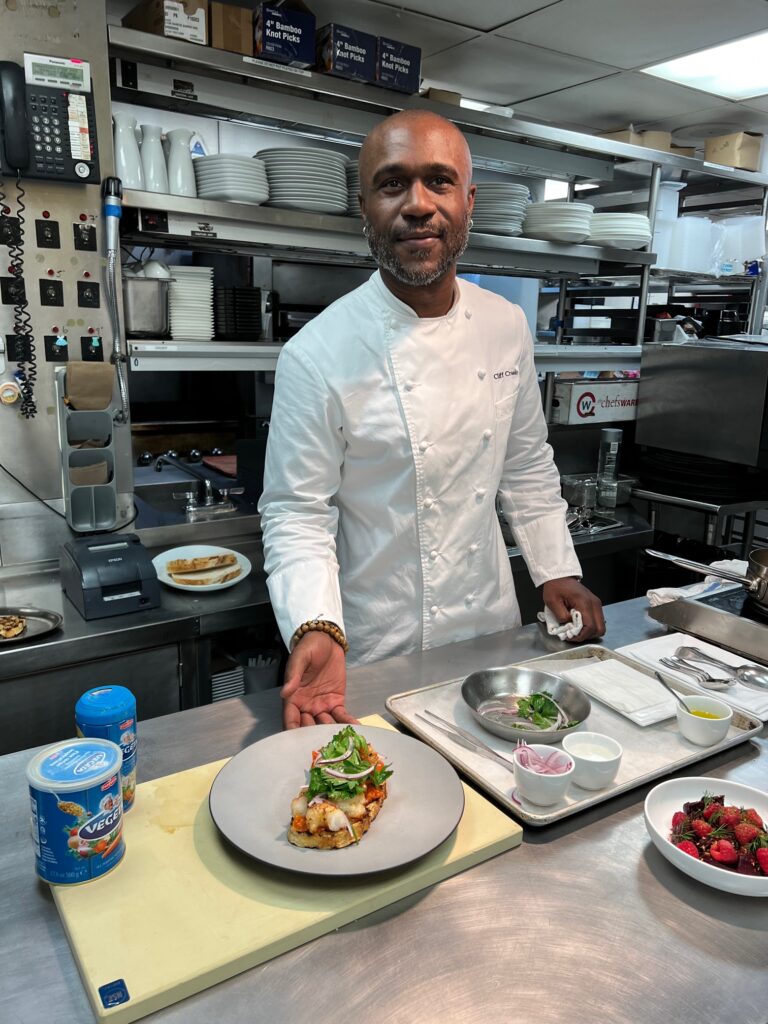 Slavni američki chef Cliff Crooks u pripremi jela koristi Vegetu