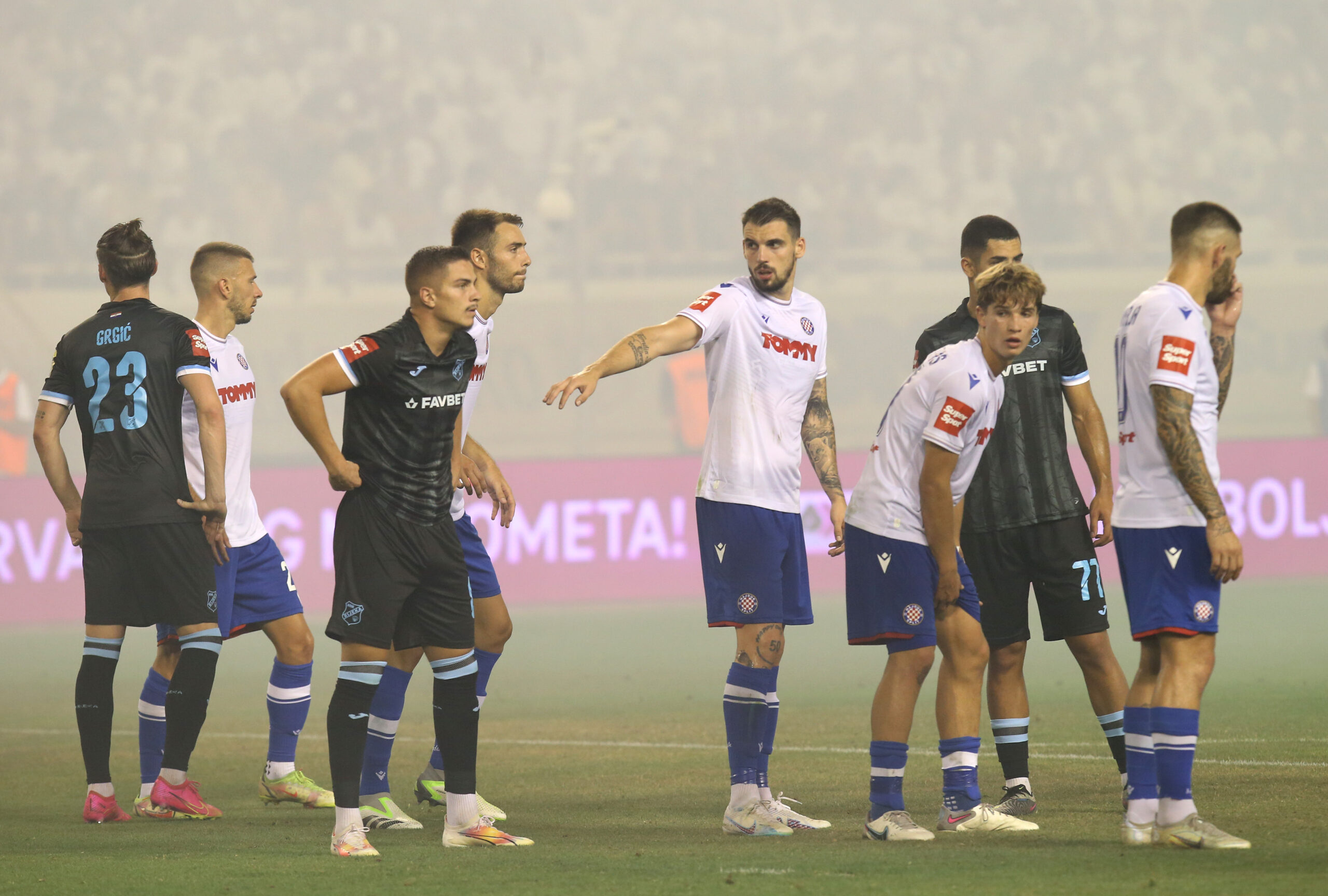 HNK Hajduk Split on X: Kraj prvog dijela na Poljudu: Hajduk