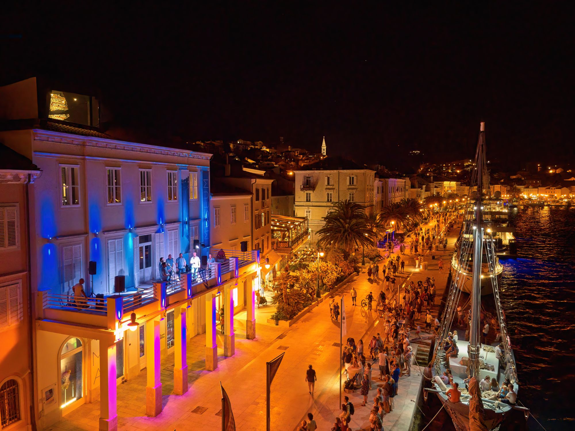 zabavne-note-danas-po-inje-festival-lo-injskih-balkona-novi-list