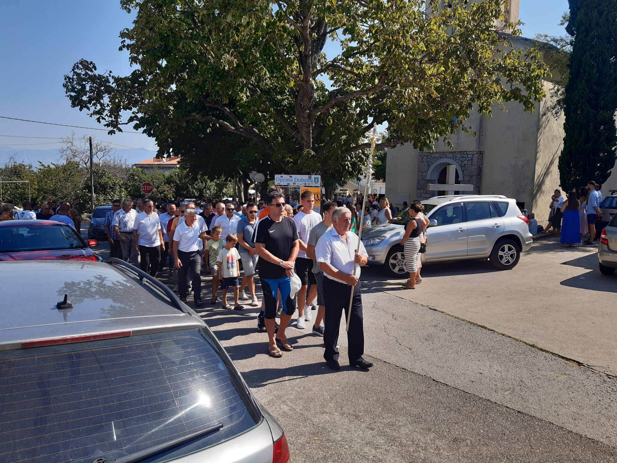 Daniel Variola FOTO/VIDEO Procesijom i svečanom misom u Rasopasnu obilježen blagdan ...