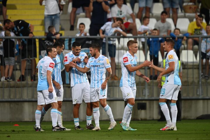 Foto M. LEVAK