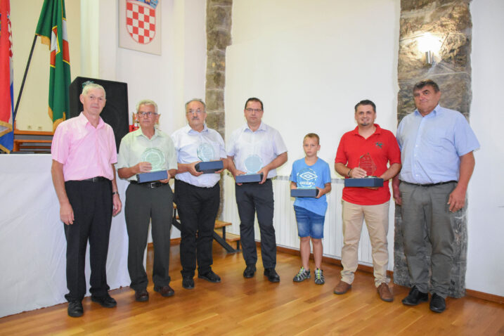 Tonček Kezele, Miroslav Grgurić, Zdravko Jurković, Nenad Crnković, Gabriel Crnković, Hrvoje Zatezalo i Damir Grgurić / Foto Angela Maksimović
