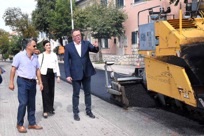 Suradnja ŽUC-a, PGŽ-a i Kraljevice - Robert Maršanić, Izabela Linčić Mužić i Dalibor Čandrlić / Foto S. DRECHSLER