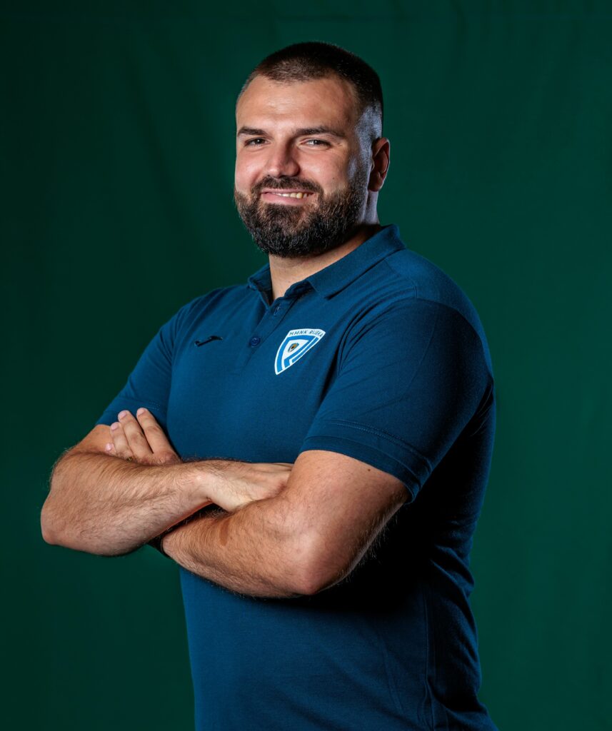 Trener Duje Maretić