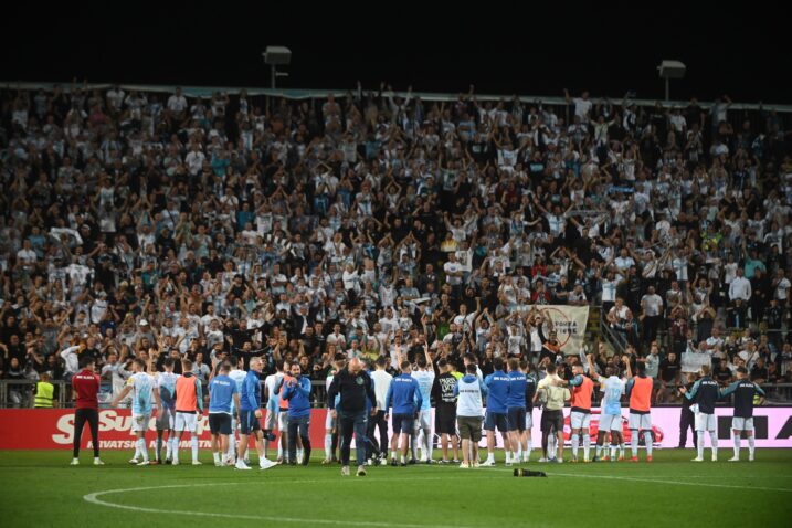 Foto M. LEVAK