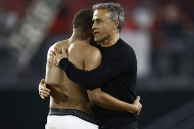 Kylian Mbappe i Luis Enrique/Foto REUTERS