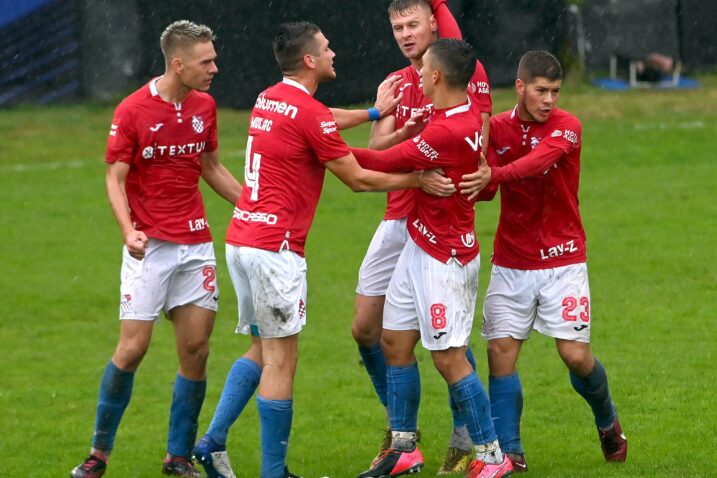 Preuranjeno slavlje Krimejčana nakon izjednačujućeg pogotka Andrije Bubnjara/Foto M. GRACIN