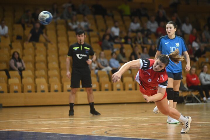 SEDAM GOLOVA NEDOVOLJNO ZA BOD - Iva Tabar/Foto M. LEVAK