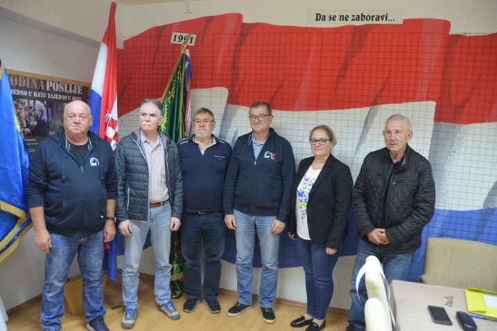 Miljenko Kauzlarić, Davor Kolenc, Željko Sokol, Milivoj Diklić, gradonačelnica Katarina Mihelčić i general Miljenko Balen / Foto Marinko Krmpotić