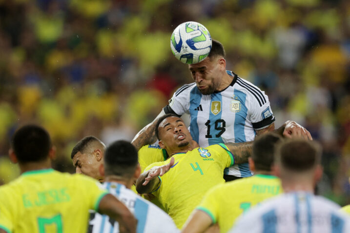 Nicolas Otamendi zabija jedini pogodak na utakmici/Foto REUTERS