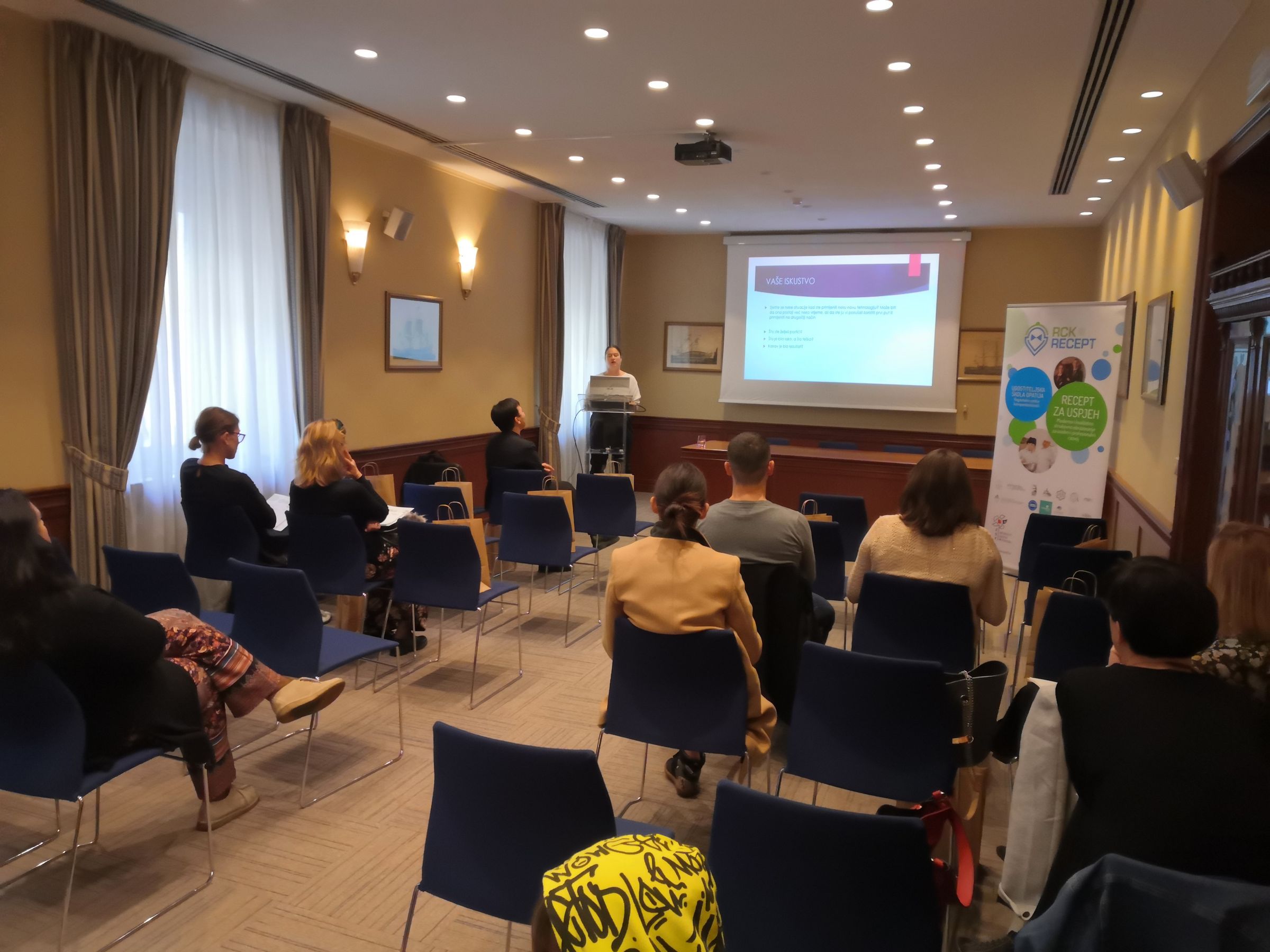 U LAB-u razvili smjernice za uvođenje novih tehnologija u obrazovanje ...