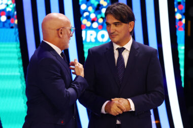 Španjolski izbornik Luis de la Fuente i Zlatko Datlić/Foto REUTERS