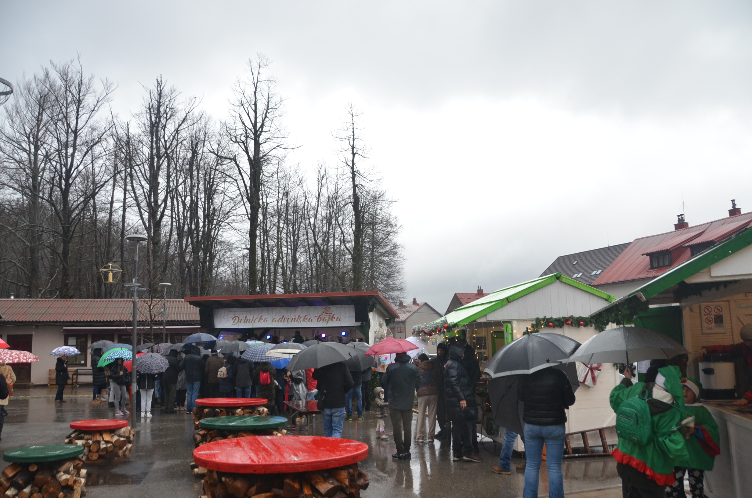 Vrlo kišna Delnička adventska bajka / Foto M. KRMPOTIĆ