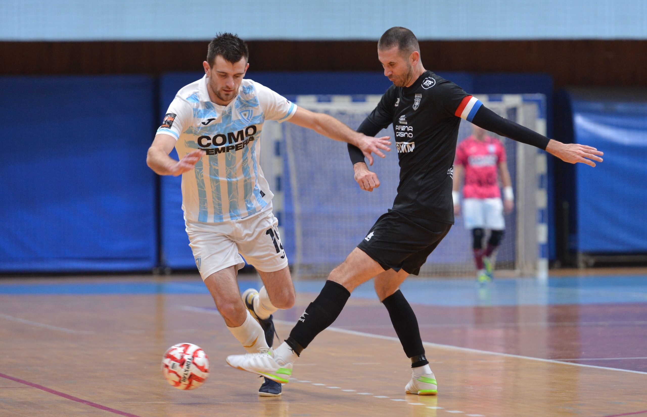 Elvir Husarić/M. LEVAK