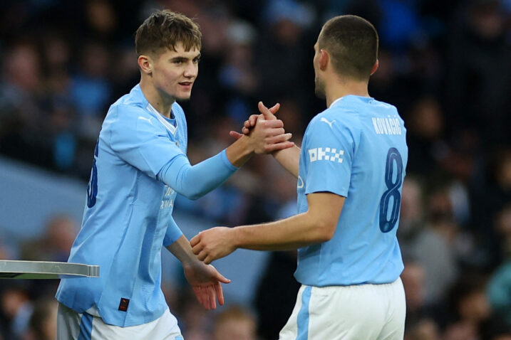 Jacob Wright i Mateo Kovačić/Foto REUTERS