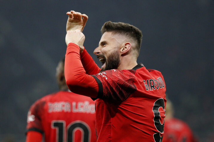 Oliver Giroud u dresu Milana/Foto REUTERS