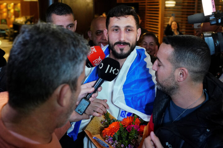 Sagiv Jehezkel dočekan je u Tel Avivu/Foto REUTERS