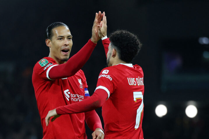 Luis Diaz i Virgil van Dijk/Foto REUTERS