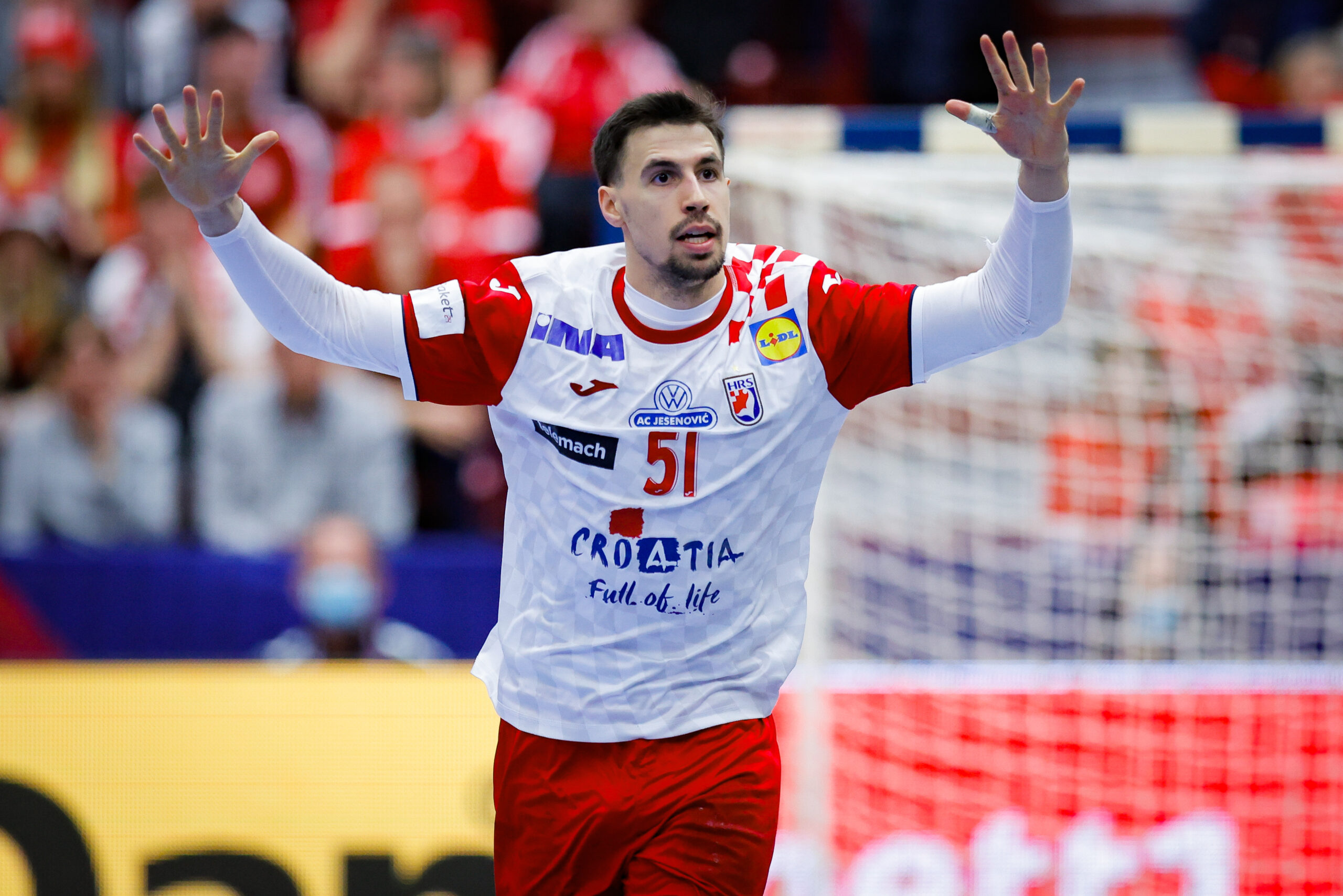 Novi kapetan hrvatskih rukometaša svečano dočekan u Jajcu, video vezom ...