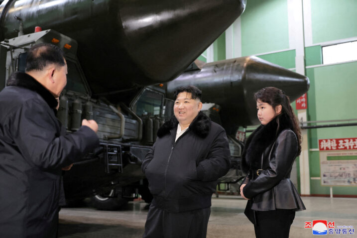 Kim Jong Un: Vrijeme je da budemo spremni za rat - Novi list