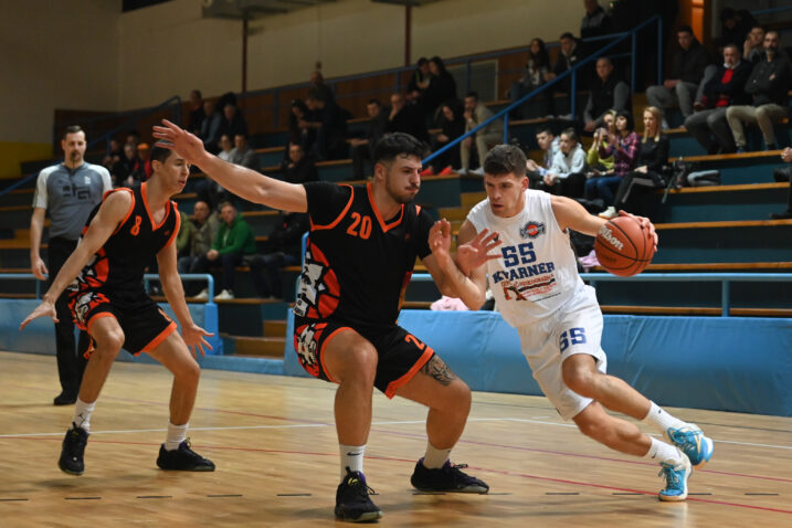 ZAPAŽENA PARTIJA - Paolo Marinelli i Josip Popić/Foto A. KRIŽANEC