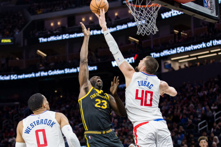 Ivica Zubac i Draymond Green/Foto REUTERS