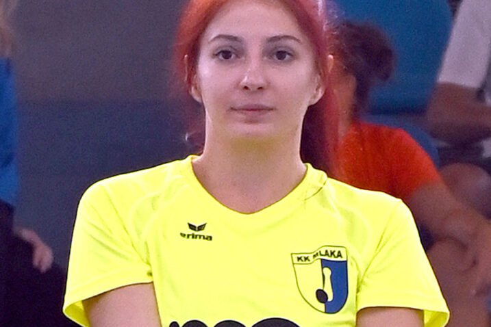 Venesa Bogdanović/V. KARUZA