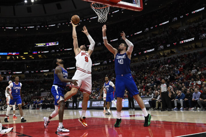 Nikola Vučević i Ivica Zubac/Foto REUTERS