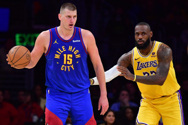 Nikola Jokić i LeBron James/Foto REUTERS