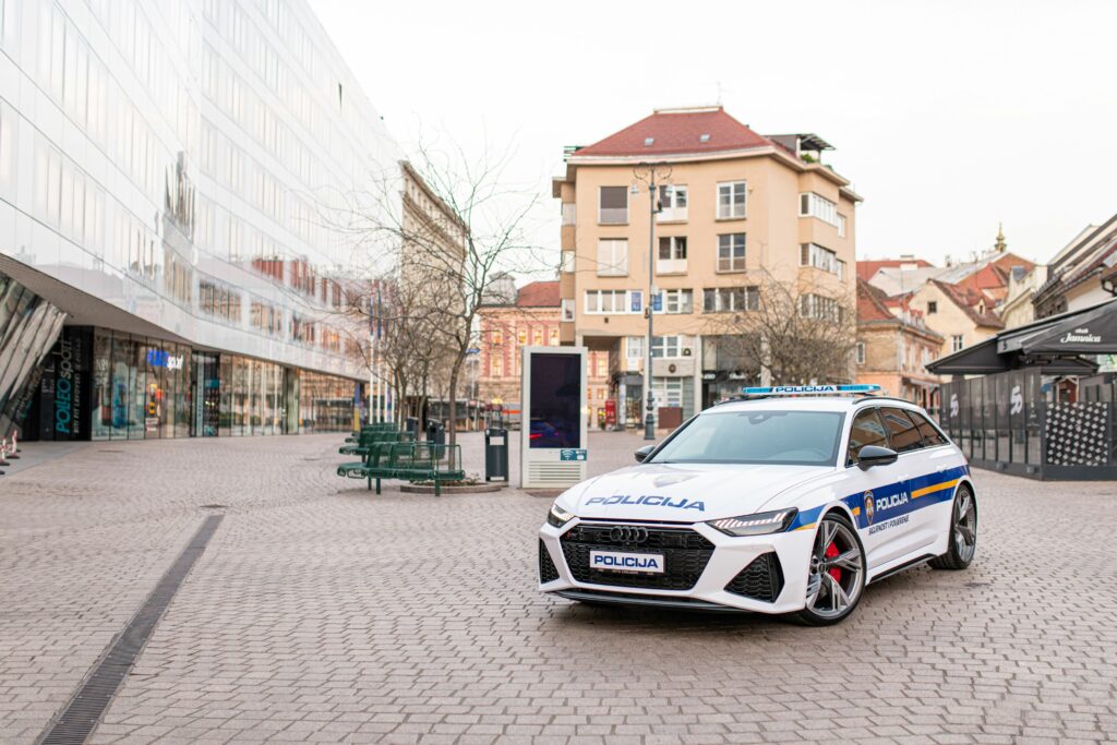 Audi RS 6 Avant, policija