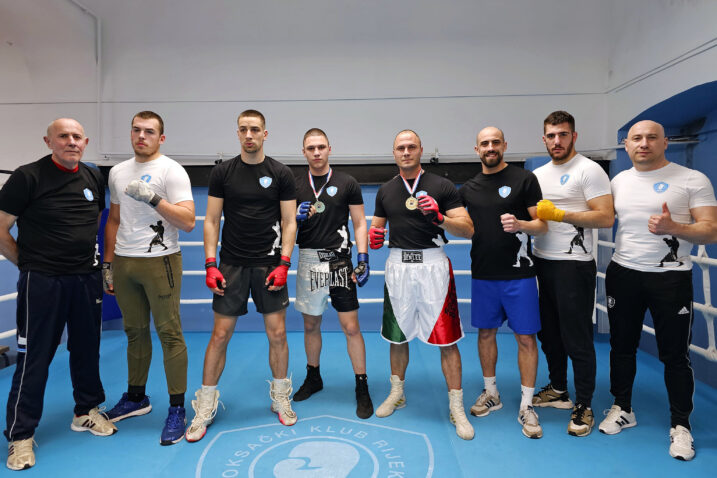 Vedran i Nikola Šaponja na treningu u Boksačkom klubu Rijeka/Foto privatna arhiva