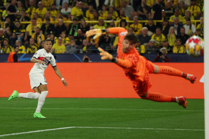STATIVA - Kylian Mbappe nije imao sreće u prvom susretu/Foto REUTERS