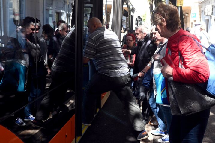 U subotu i nedjelju autobusi će prometovati normalno, jer je vikendom i inače smanjen vozni red / Foto M. GRACIN