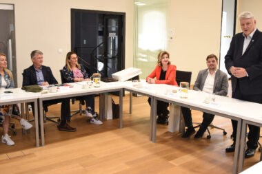 Radna skupina za odnose s javnošću u palači Moise / Foto W. SALKOVIĆ