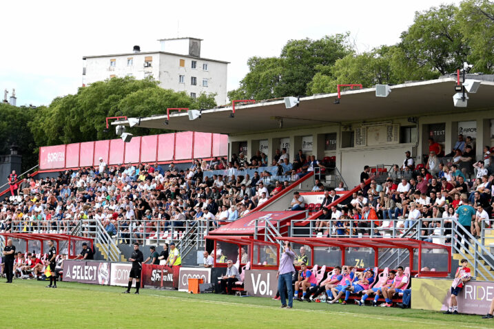 Stadion na Krimeji/Foto V. KARUZA