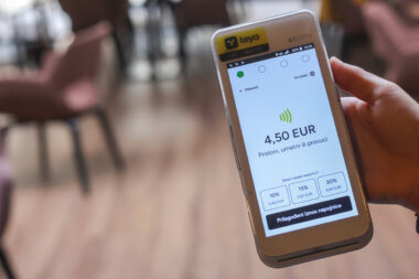 Fiskalizacija bezgotovinskih napojnica zahtijeva određeno vrijeme / Foto SANJIN STRUKIĆ/PIXSELL