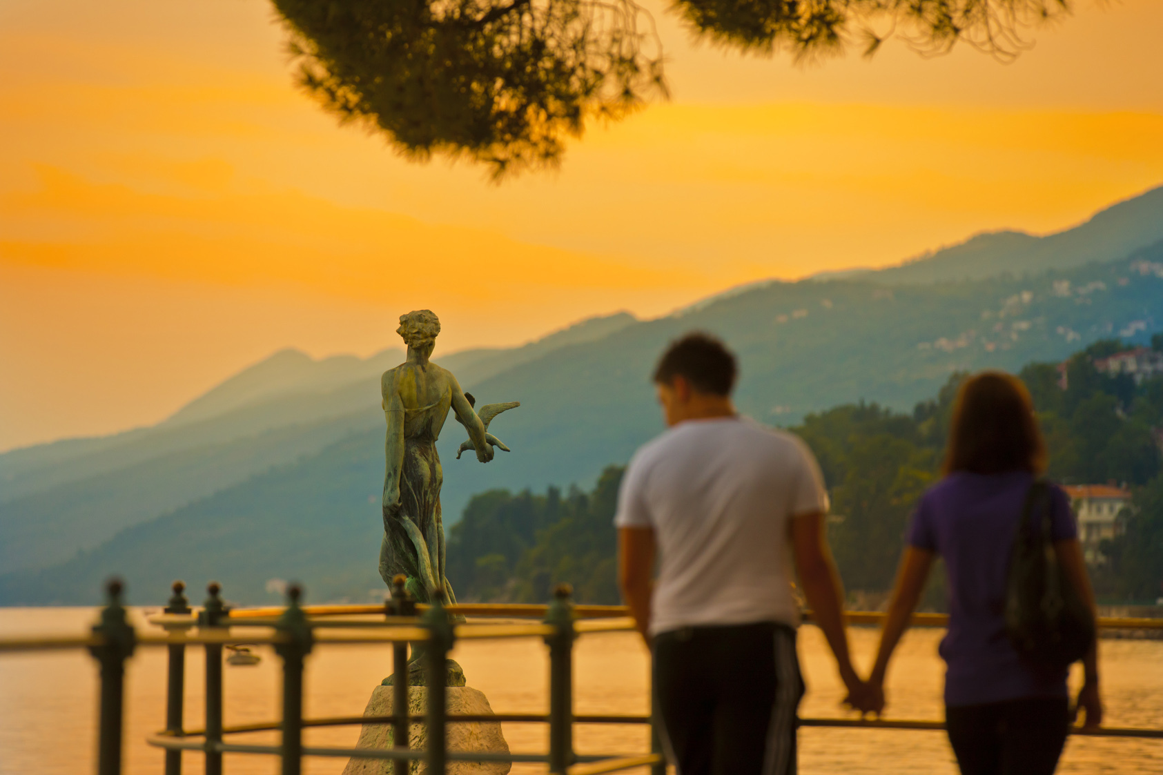 TZG OPATIJE-Opatija je savršena za romantične šetnje