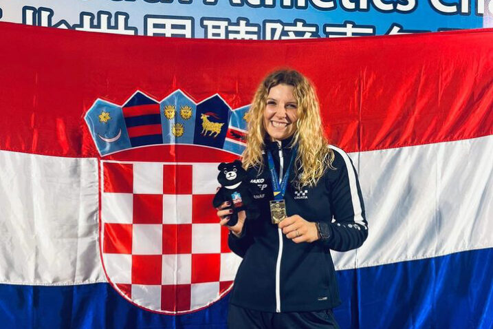 NAJBOLJA - Laura Štefanac